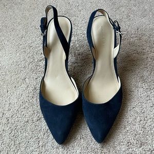 Marc Fisher pumps navy blue size 10